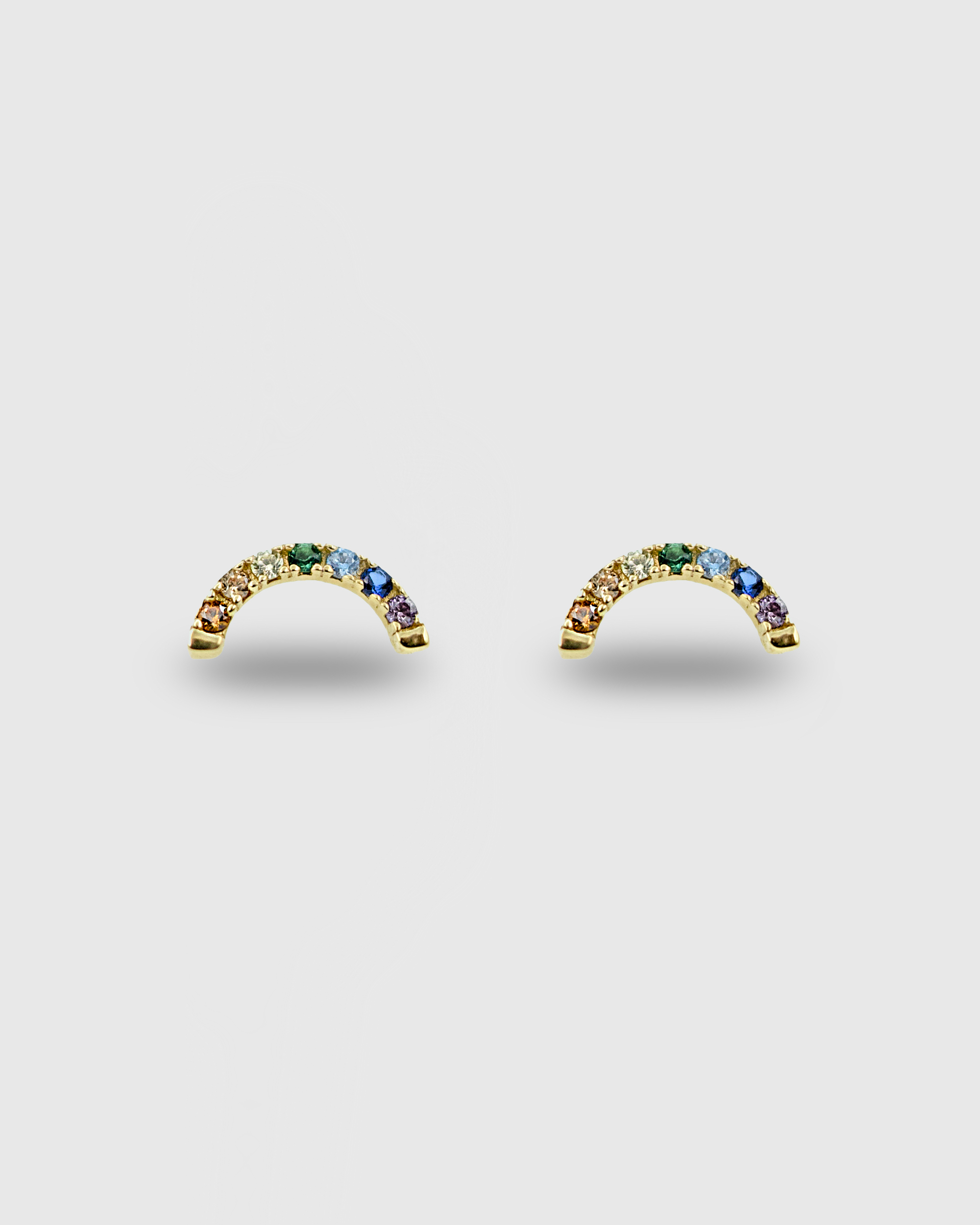 Piercing Arco de oro sólido 14k con circonitas arcoiris