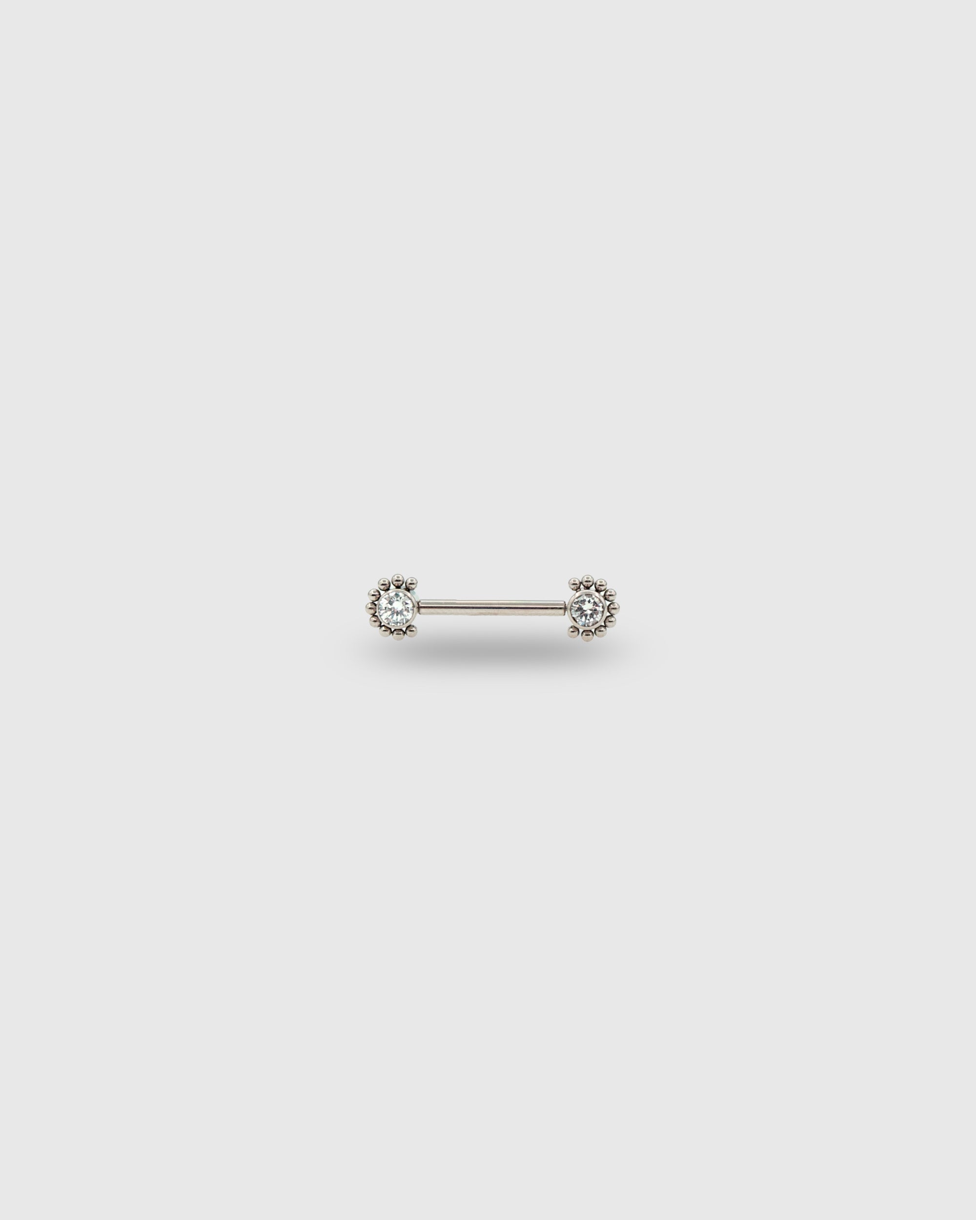 Piercing para pezón con circonitas y cuentas
