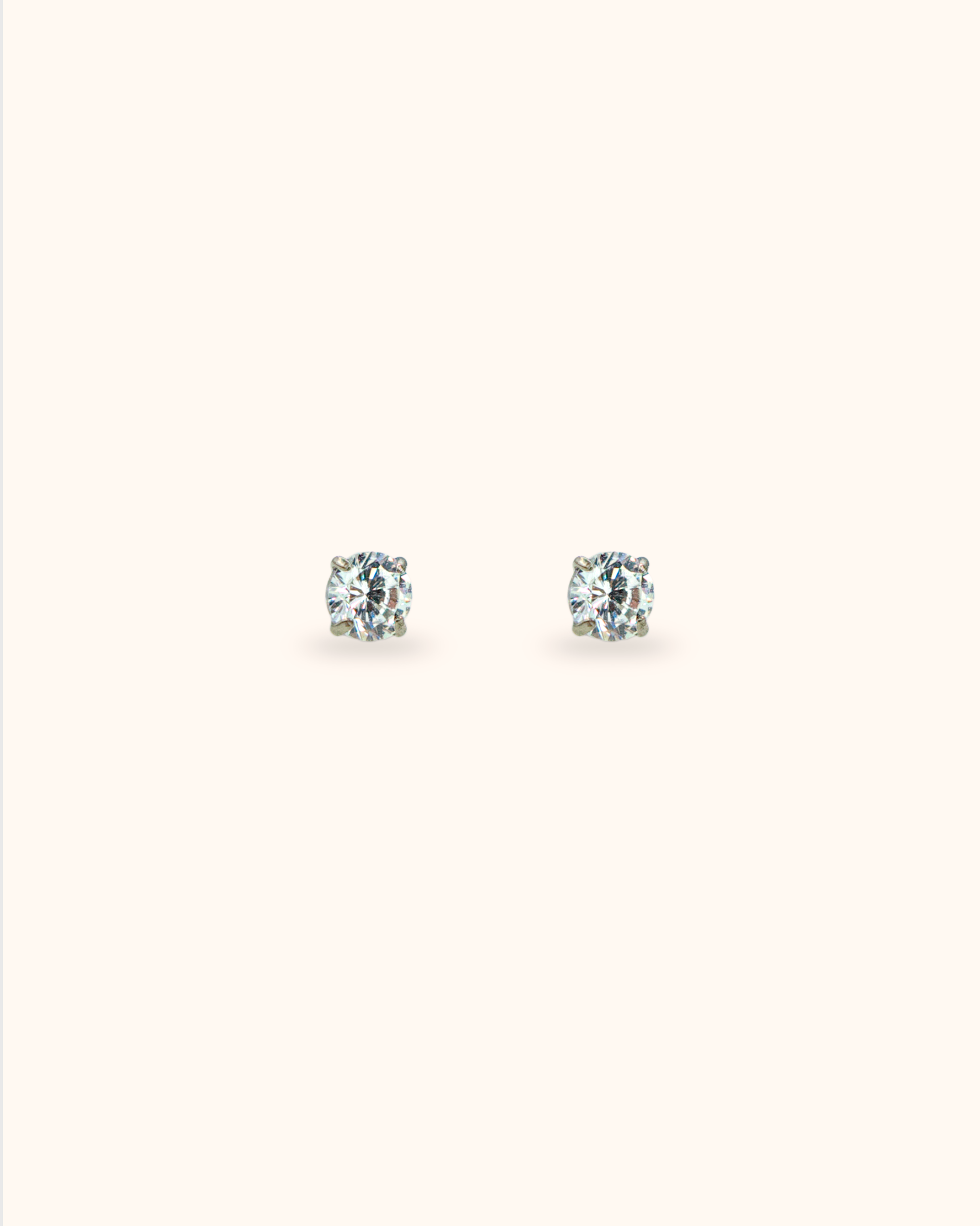 Piercing circonita de titanio