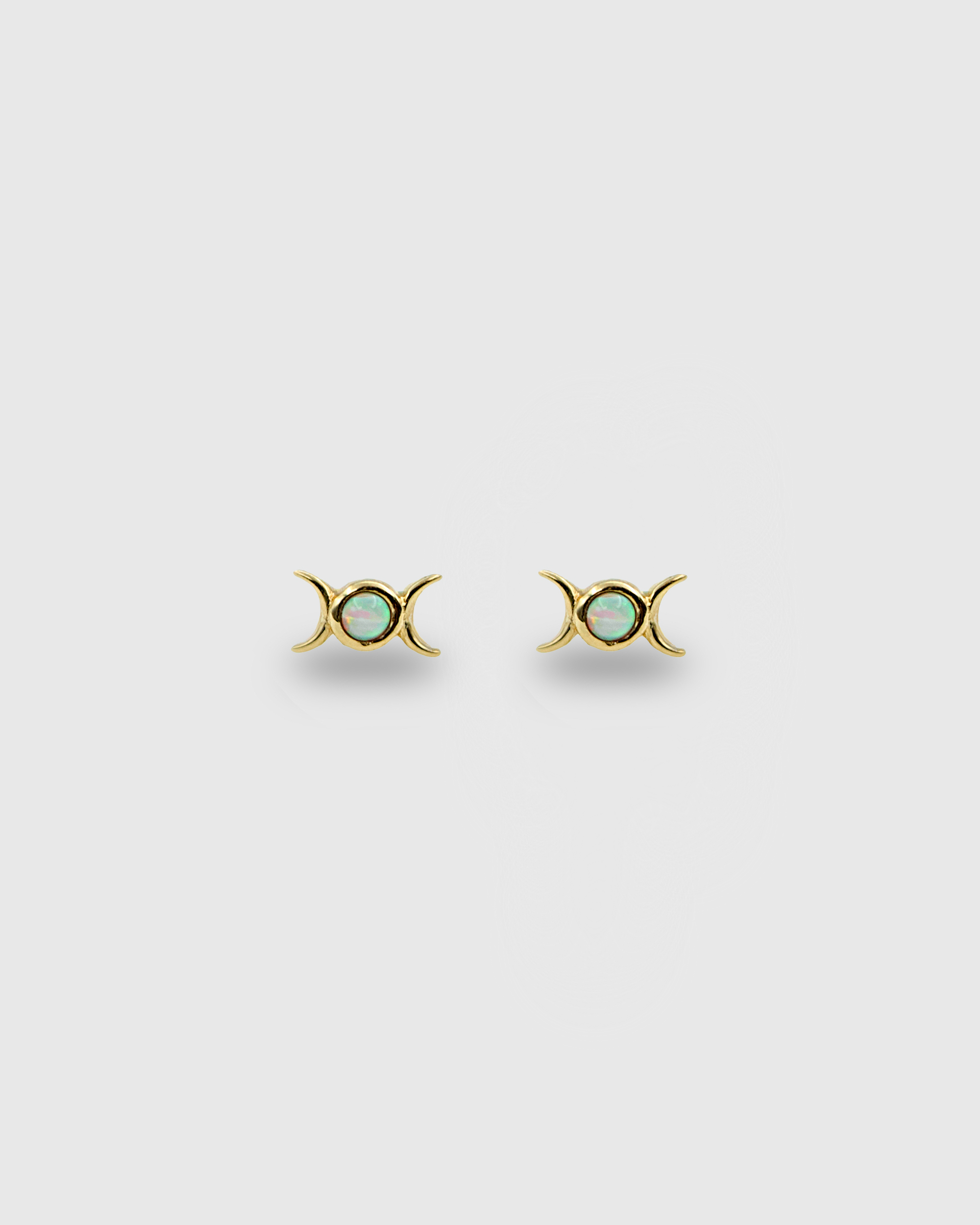 Piercing Fases Lunares de oro sólido de 14k con ópalo
