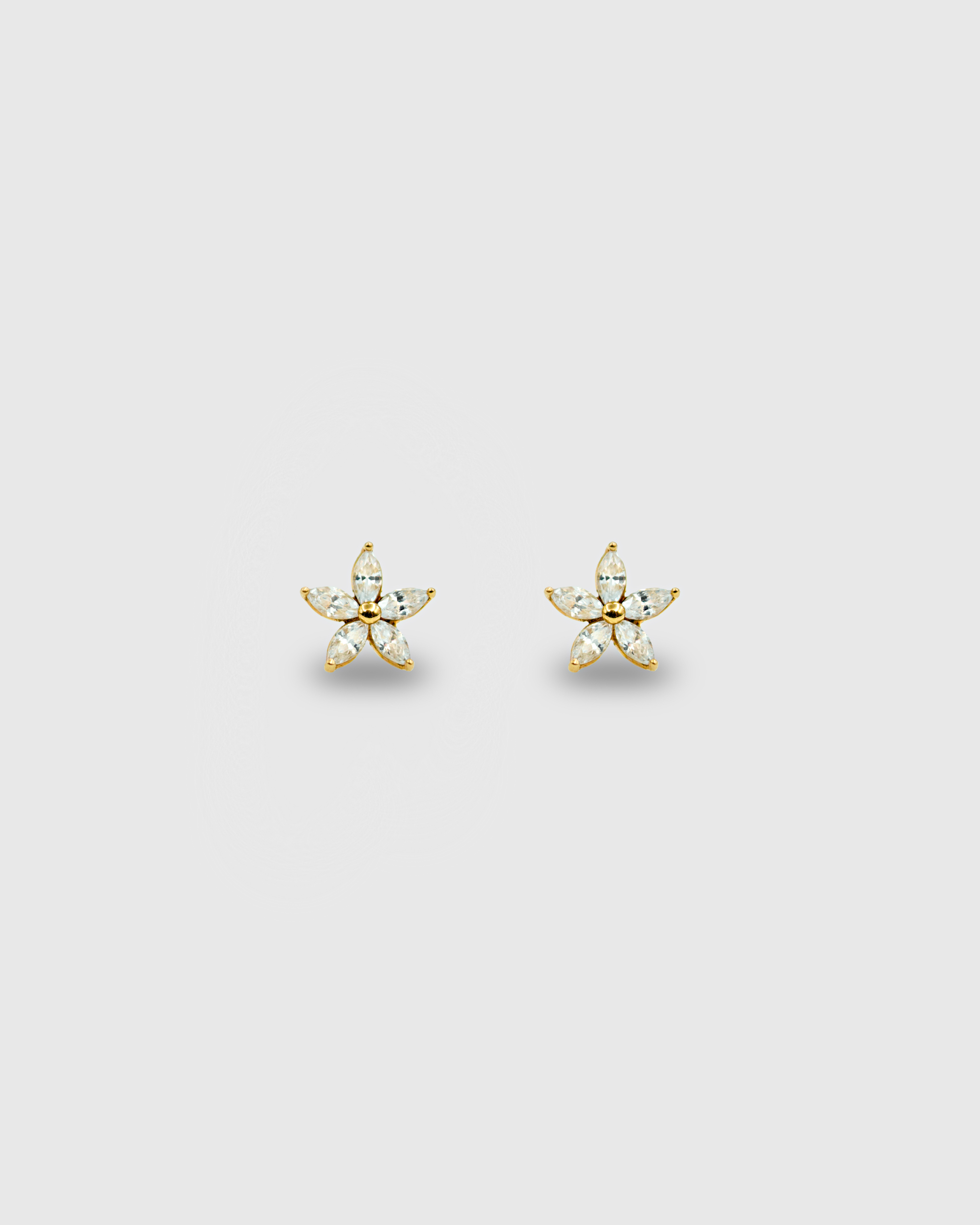 14k Solid gold cz flower