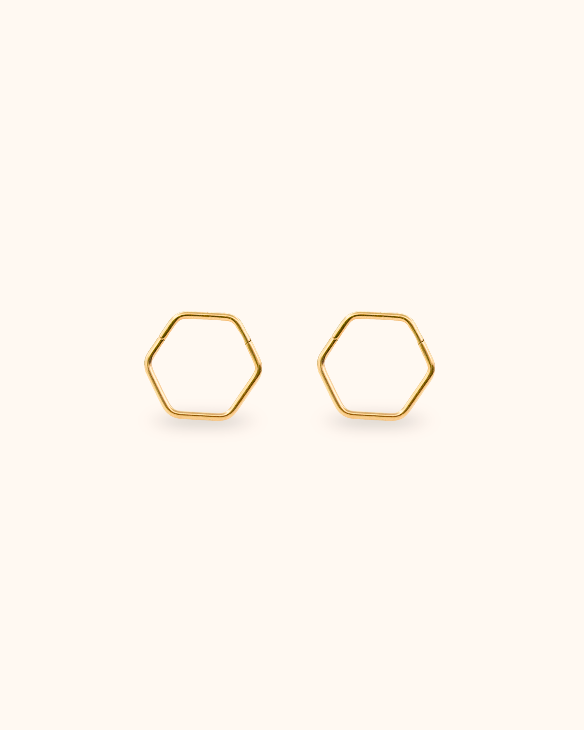 Aro hexagonal oro 24k PVD