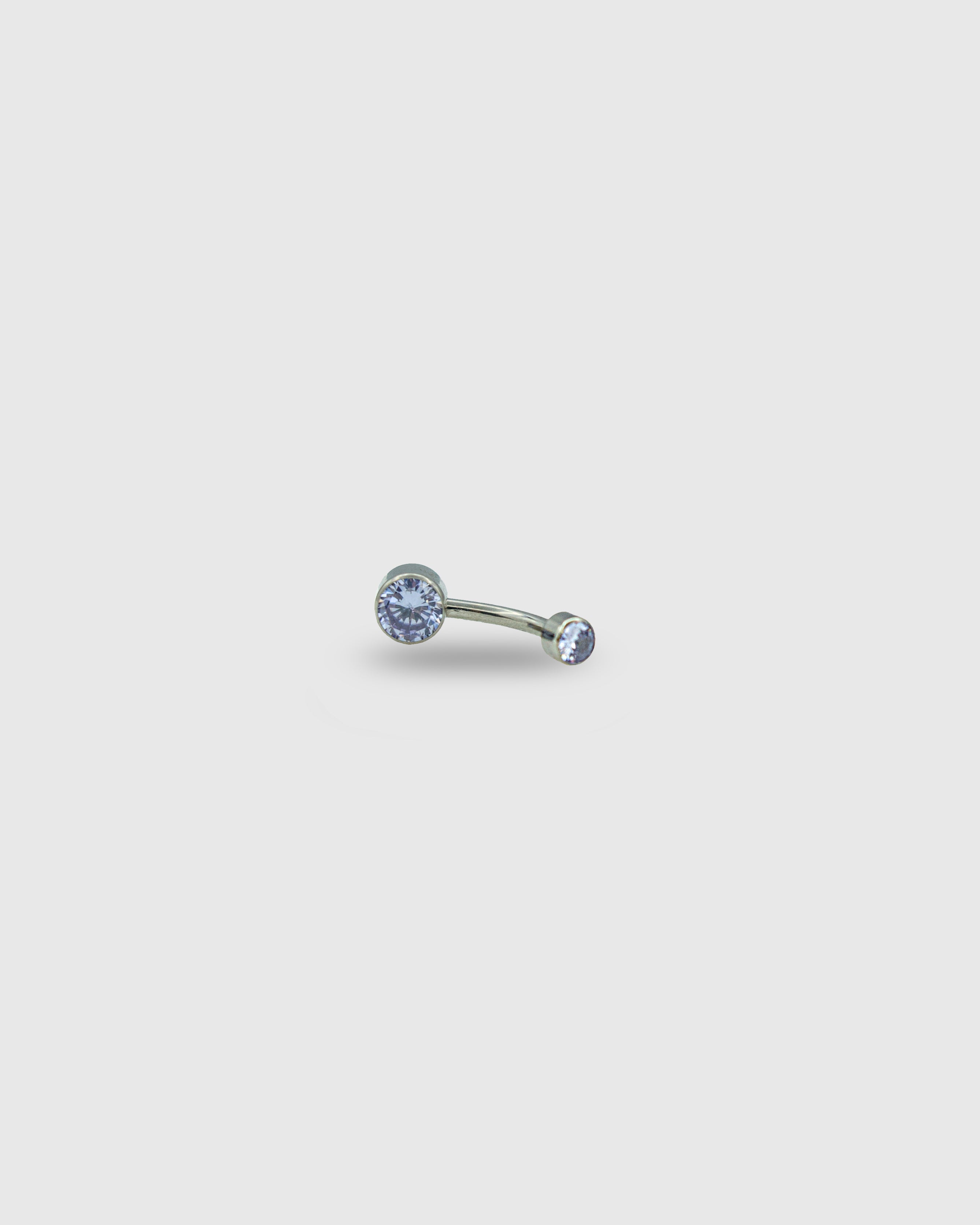 Piercing para ombligo de titanio con circonitas planas