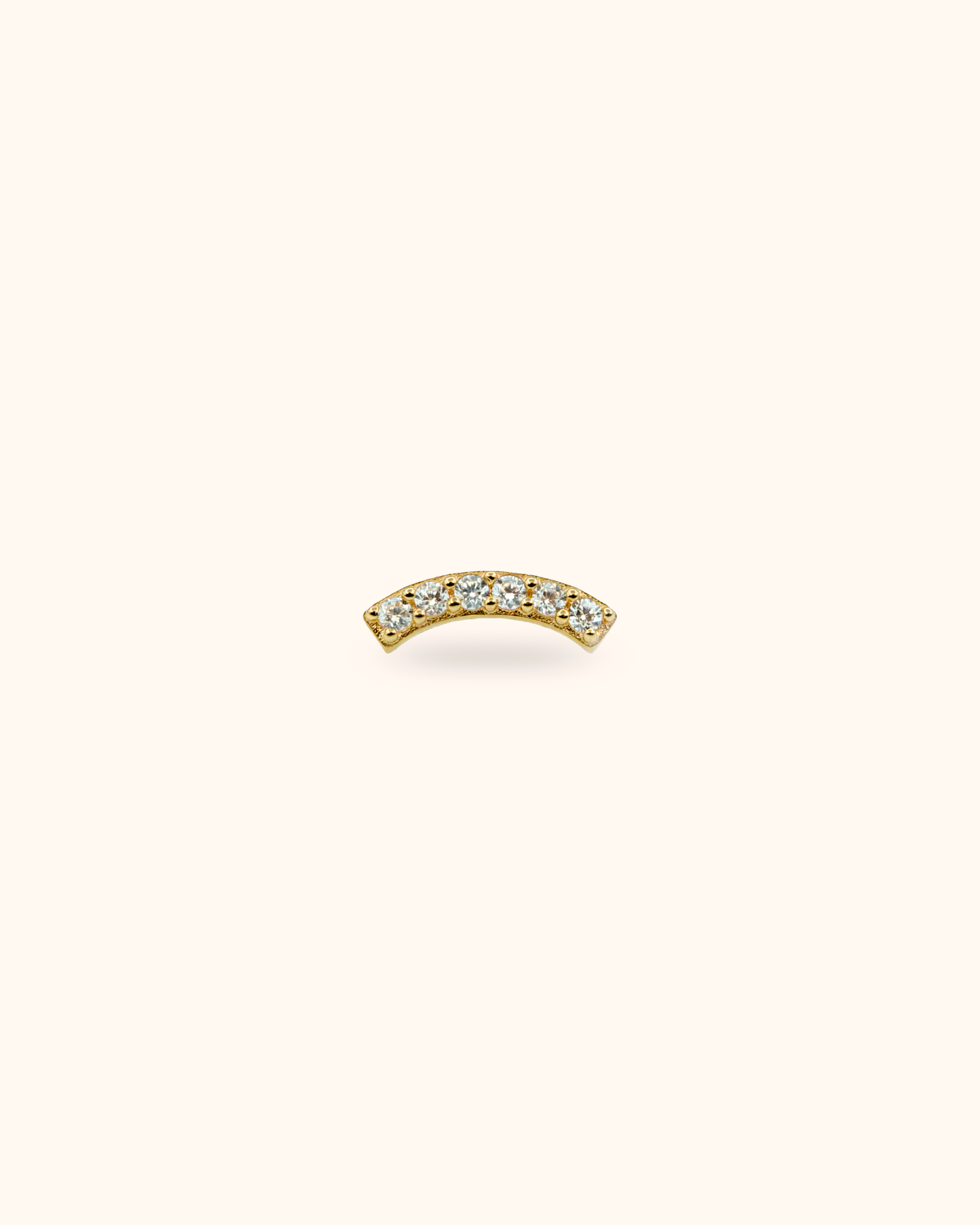 Piercing curvo de oro sólido de 14k con circonitas