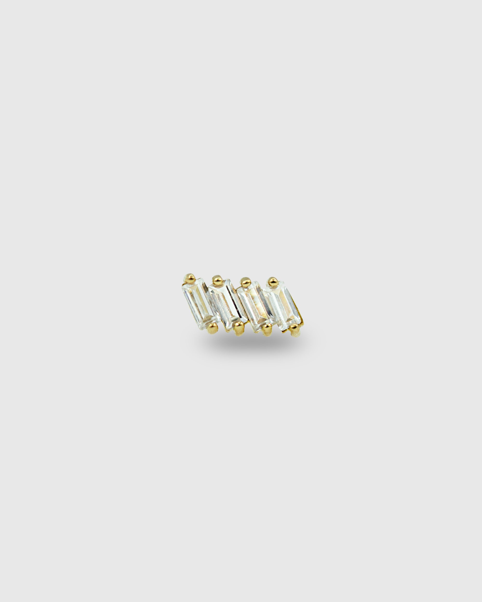 Piercing cluster de oro 14k con 4 circonitas rectangulares