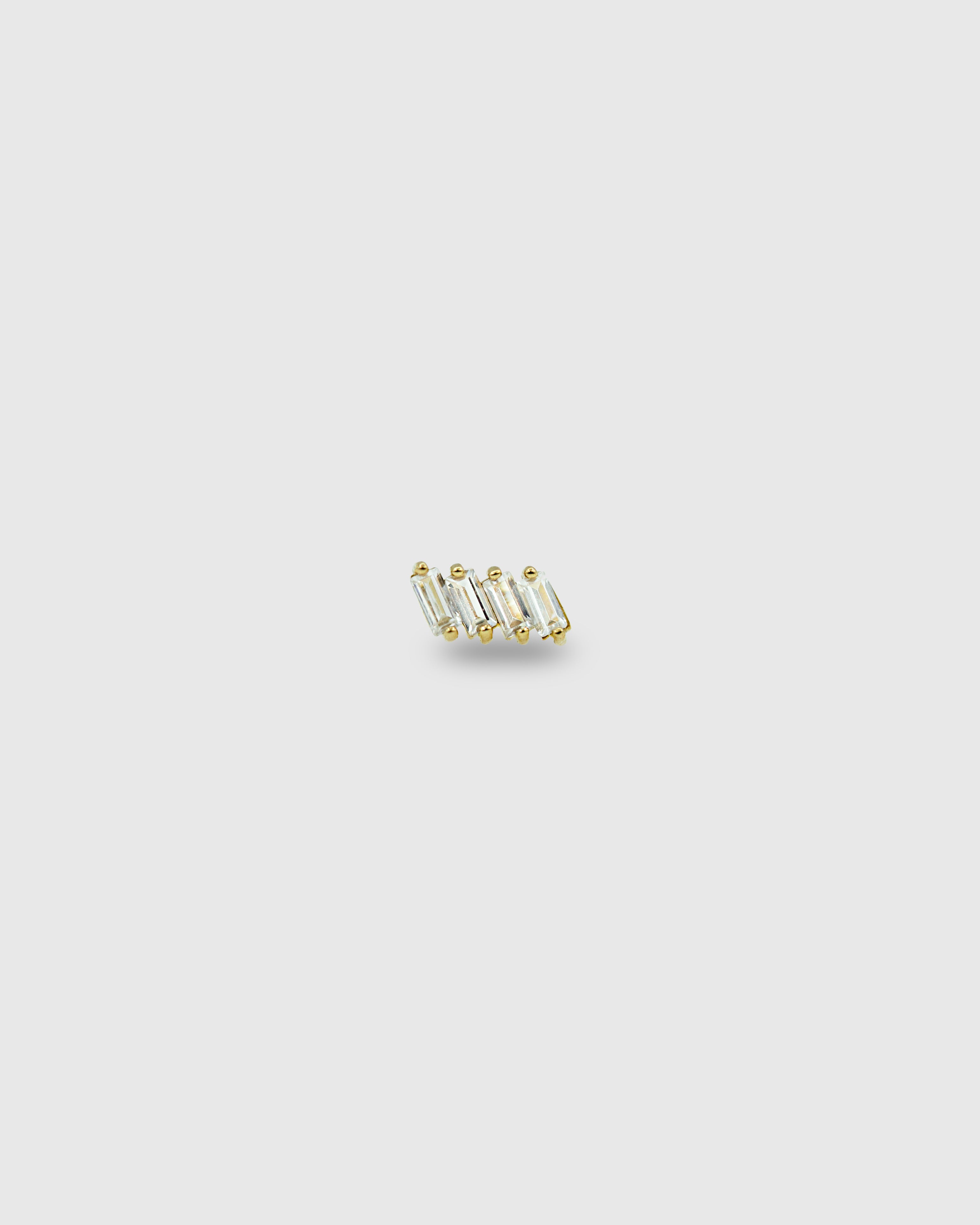 Pendiente cluster de oro 14k con 4 circonitas rectangulares