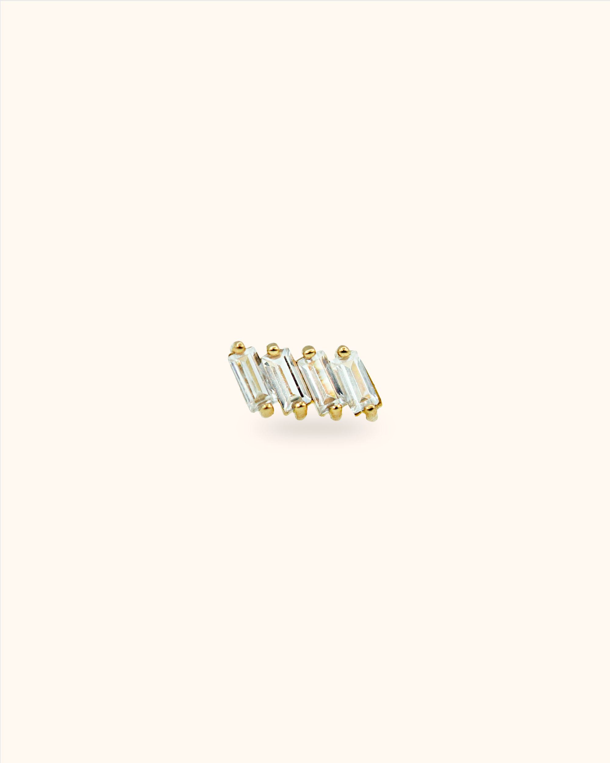Piercing cluster de oro 14k con 4 circonitas rectangulares