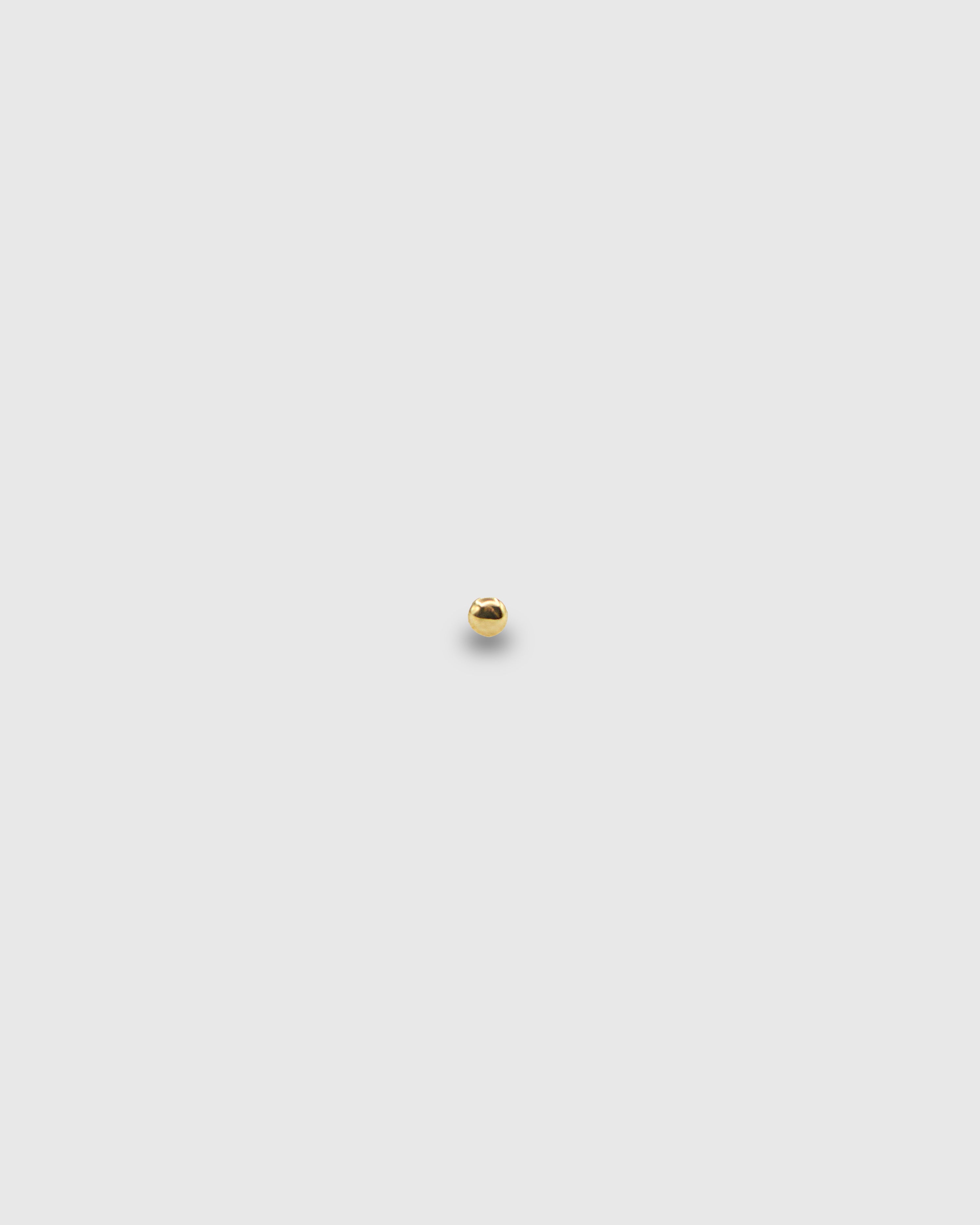 Pendiente esfera lisa de oro sólido 14k