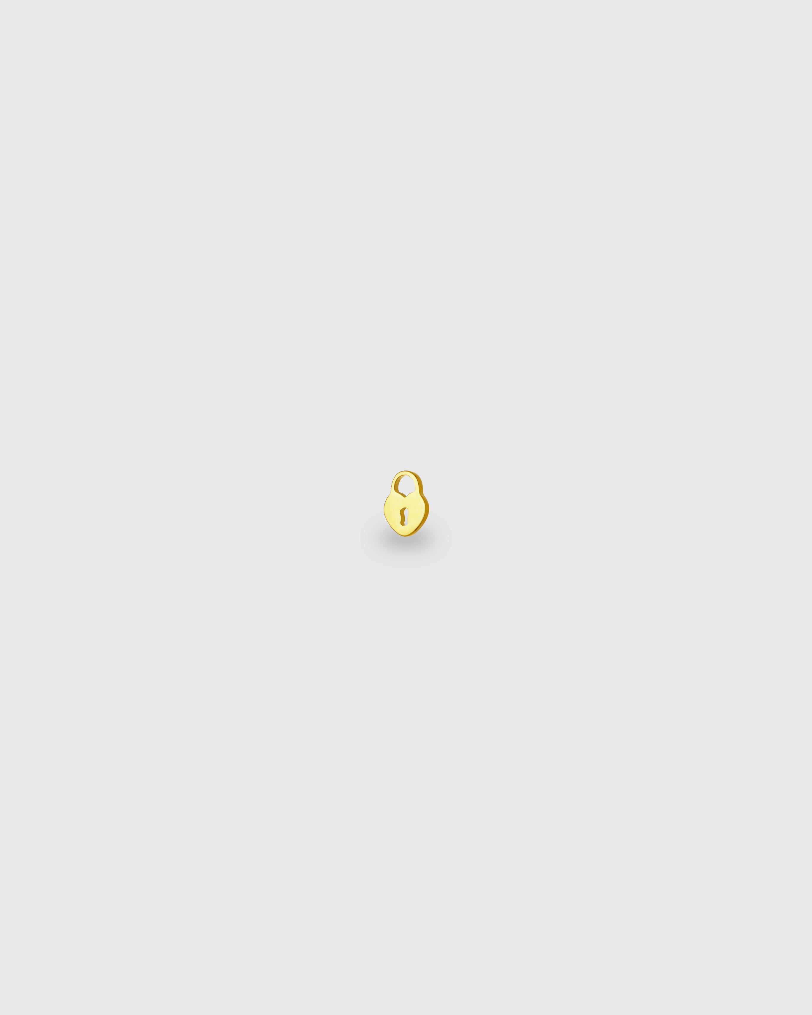 Piercing candado en forma de corazón de oro 24k PVD