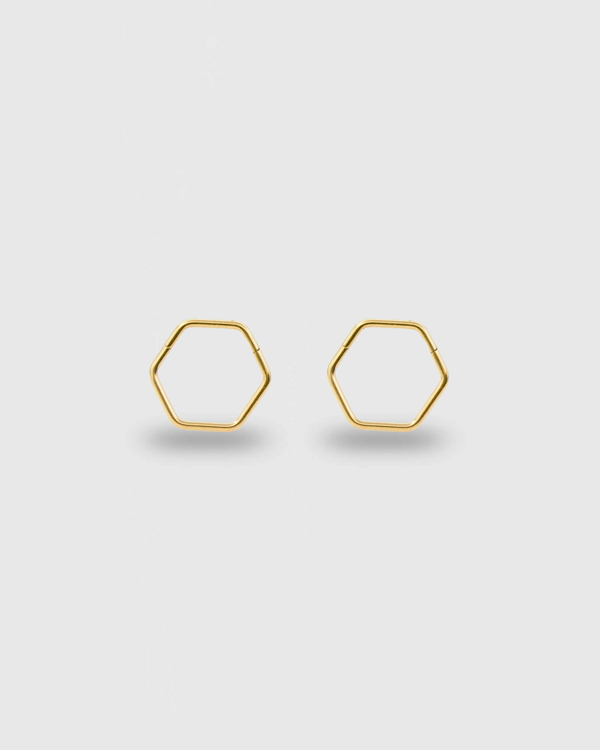 Aro hexagonal oro 24k PVD
