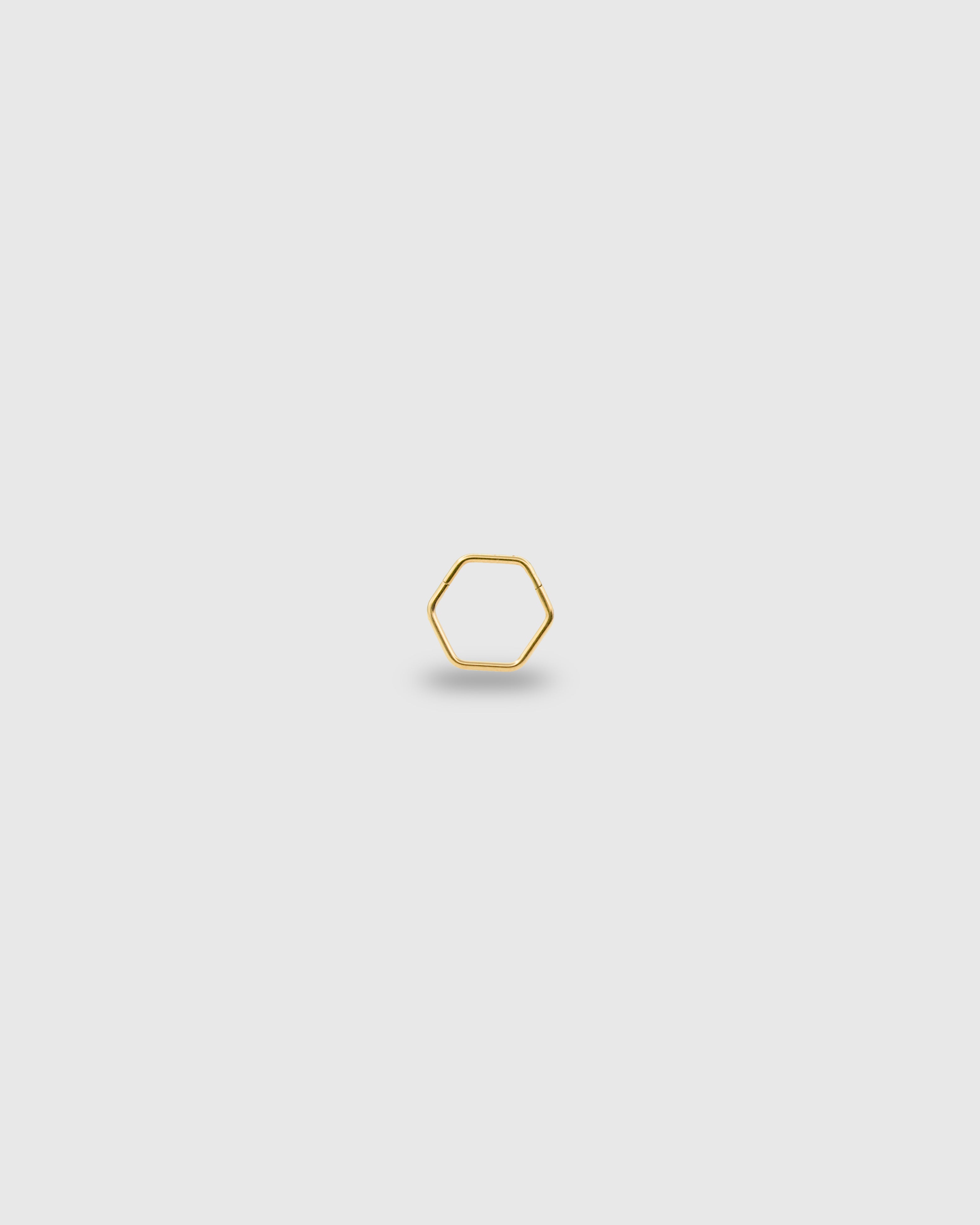 Aro hexagonal oro 24k PVD