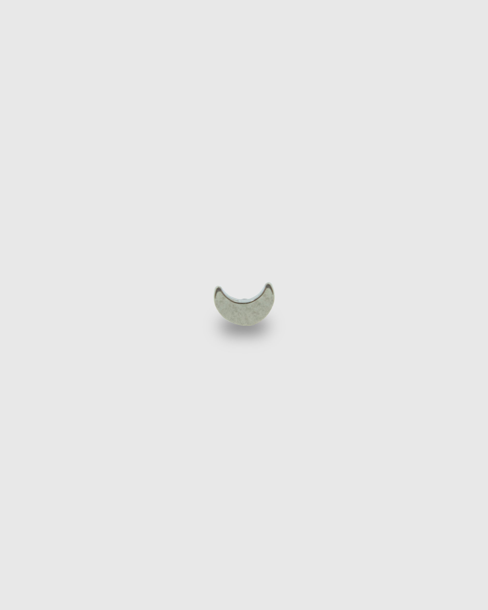 Piercing Mini Luna de titanio