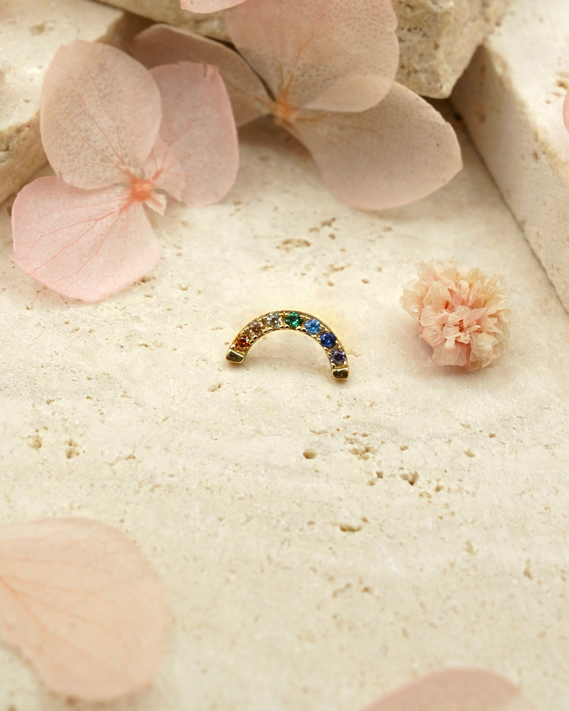 Pendiente Arco de oro sólido 14k con circonitas arcoiris