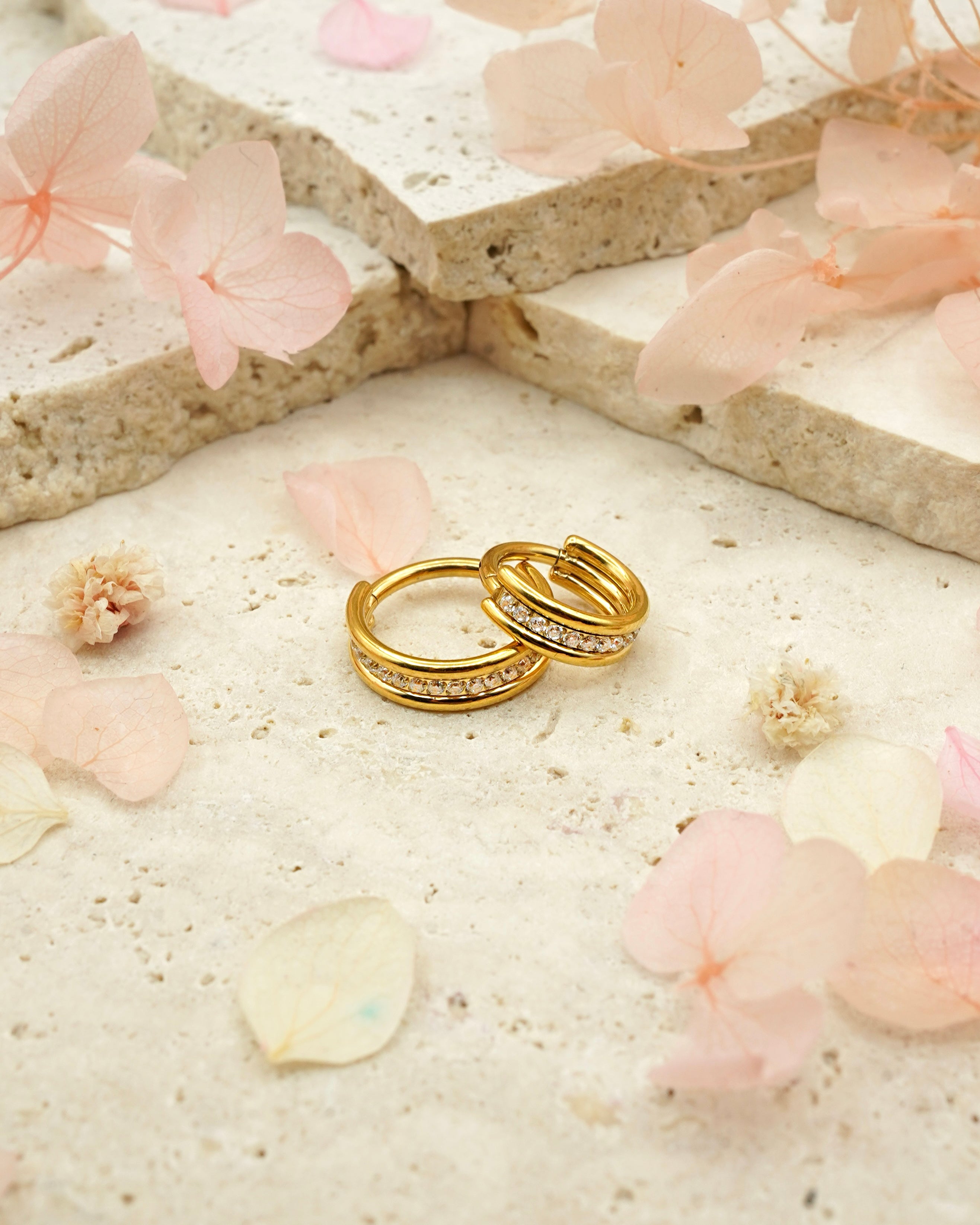Aro triple oro 24k PVD y circonitas