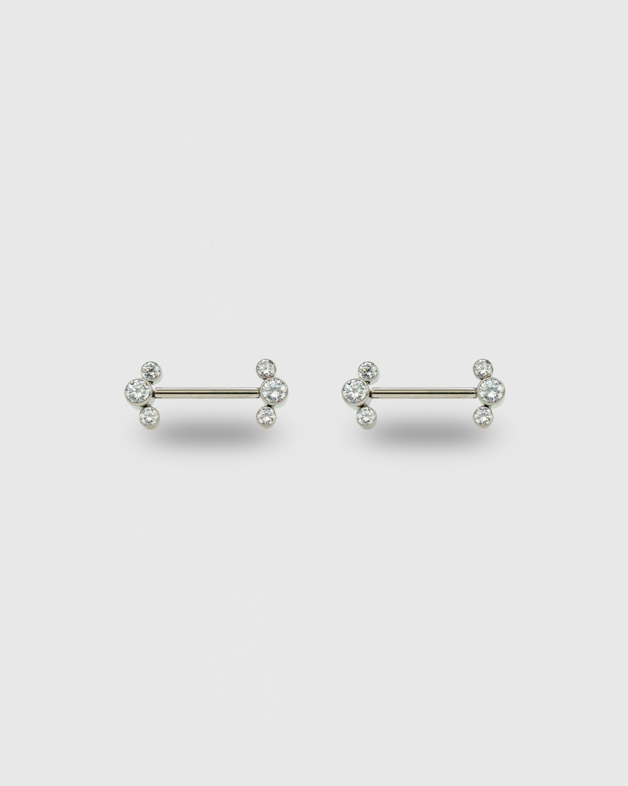 Piercing para pezón con trío de circonitas